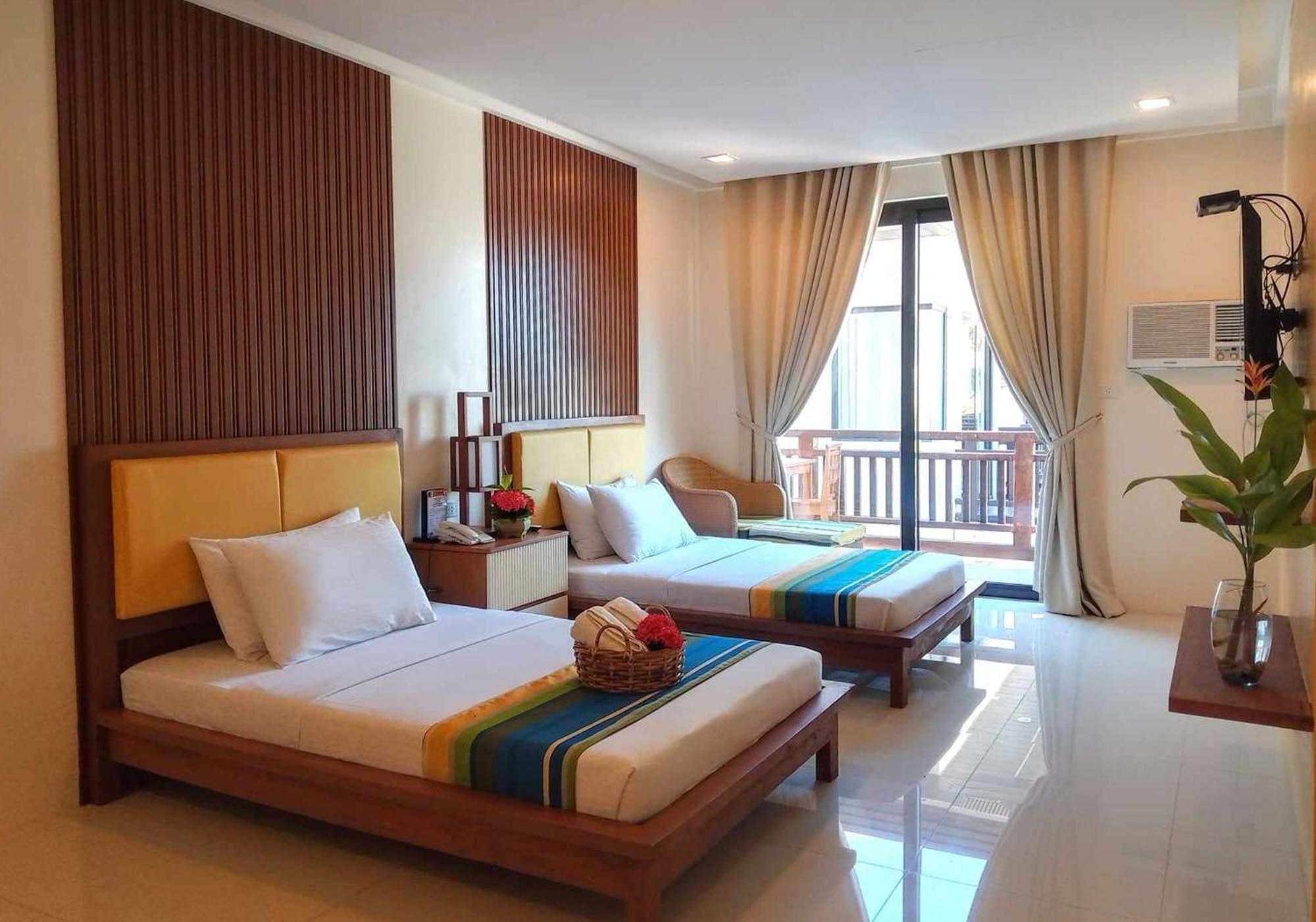 Puerto Del Sol Beach Resort And Hotel Club Bolinao Pangasinan Eksteriør billede