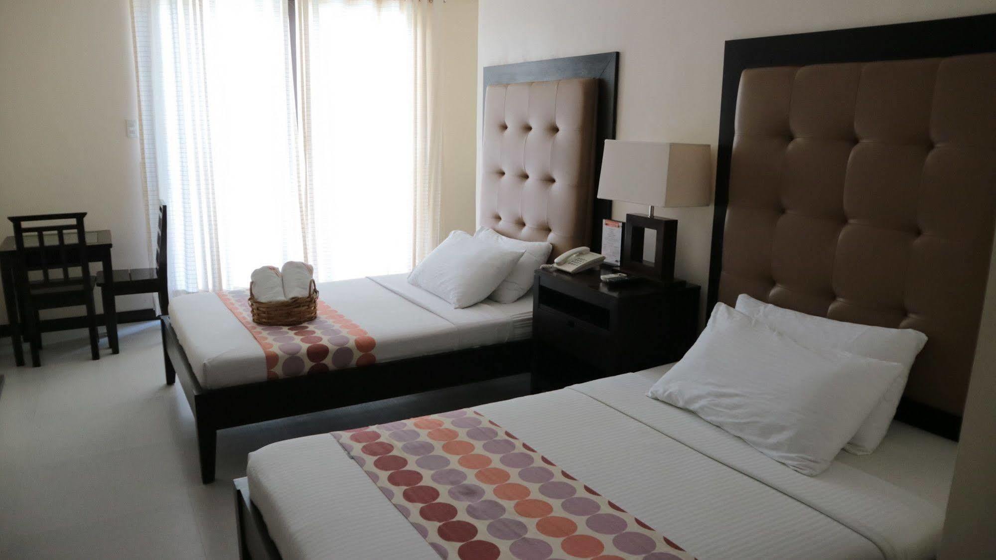 Puerto Del Sol Beach Resort And Hotel Club Bolinao Pangasinan Eksteriør billede