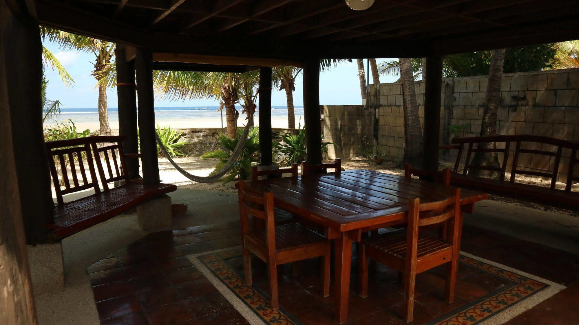 Puerto Del Sol Beach Resort And Hotel Club Bolinao Pangasinan Eksteriør billede